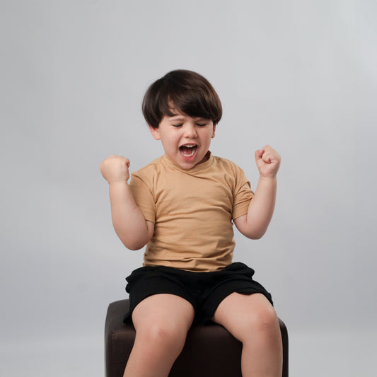 Camiseta Básica Bambino - Mostarda