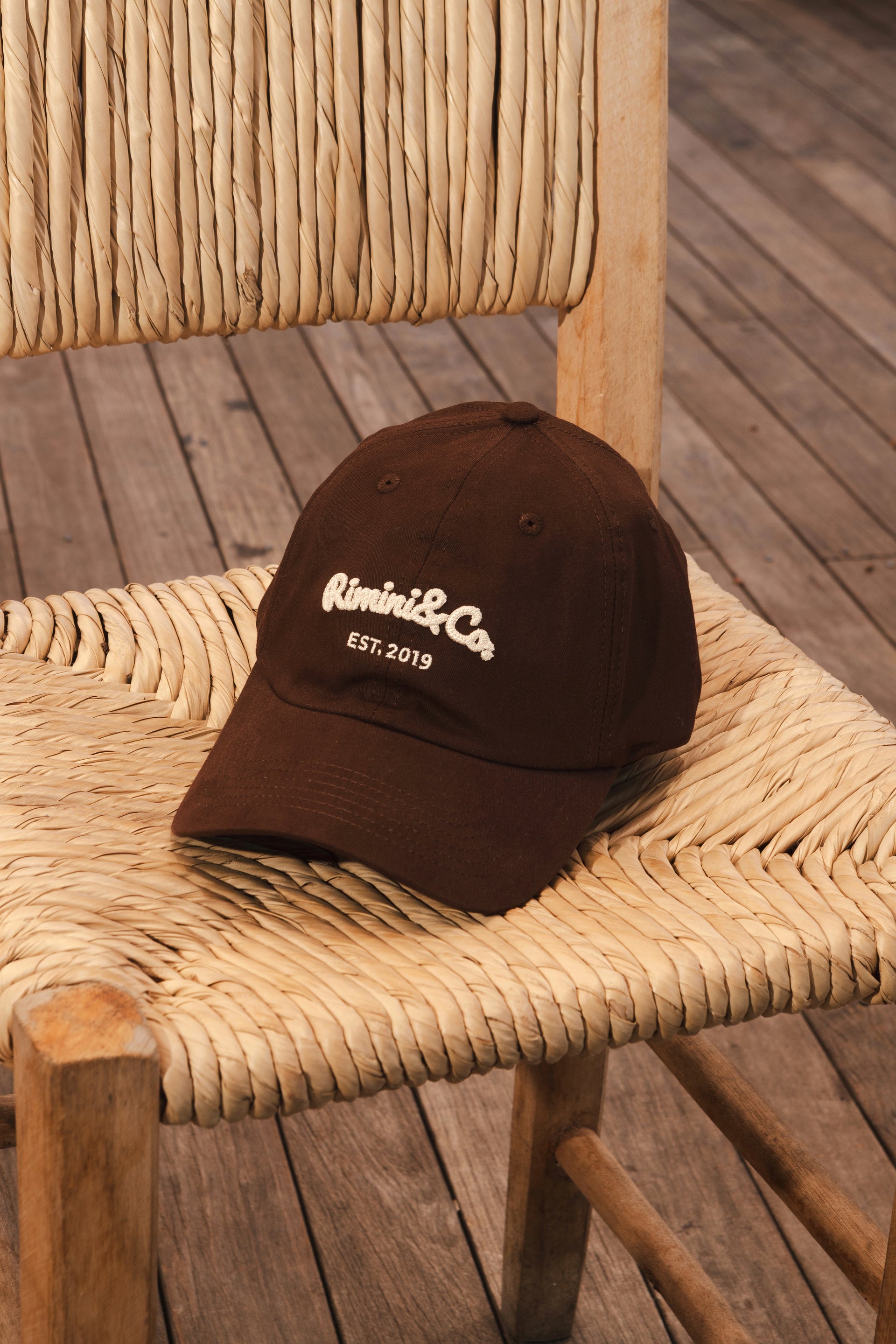 Boné College - Marrom