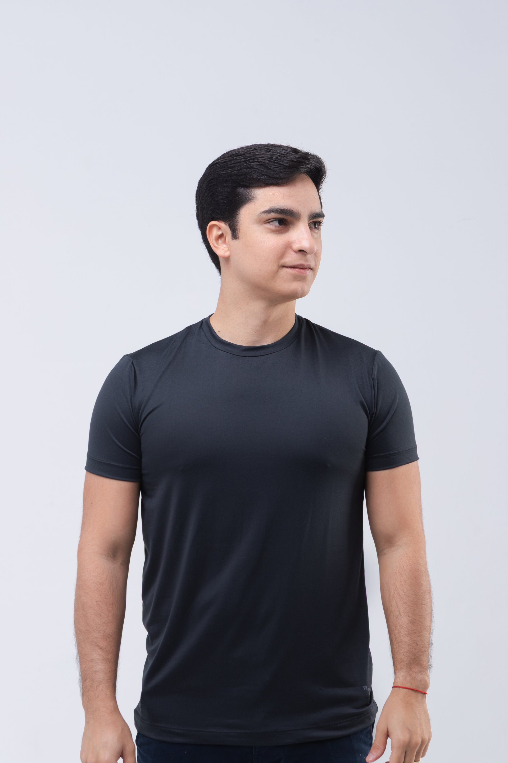 Camiseta Velutato - Preta