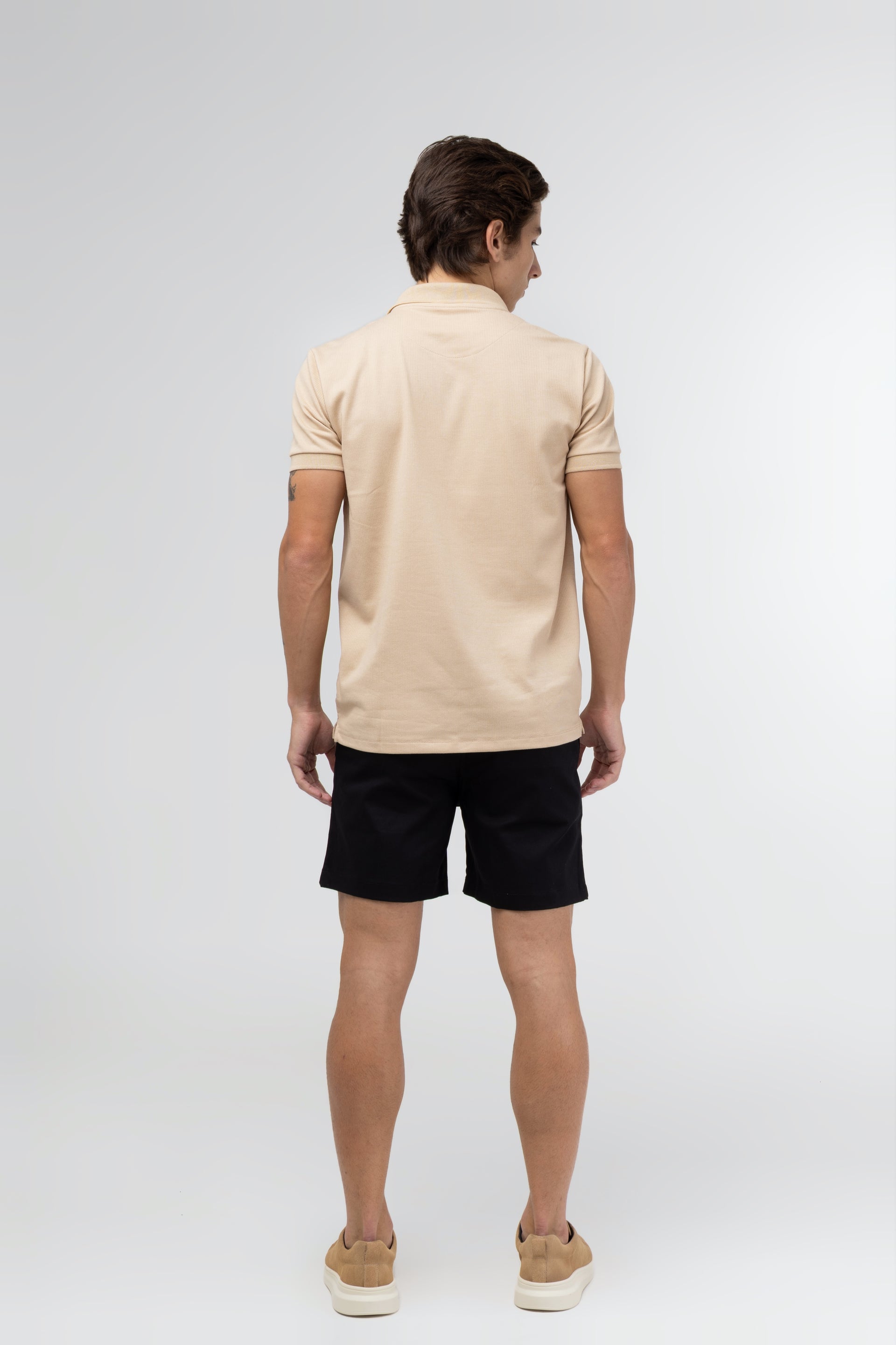 Camisa Polo Gola V - Bege