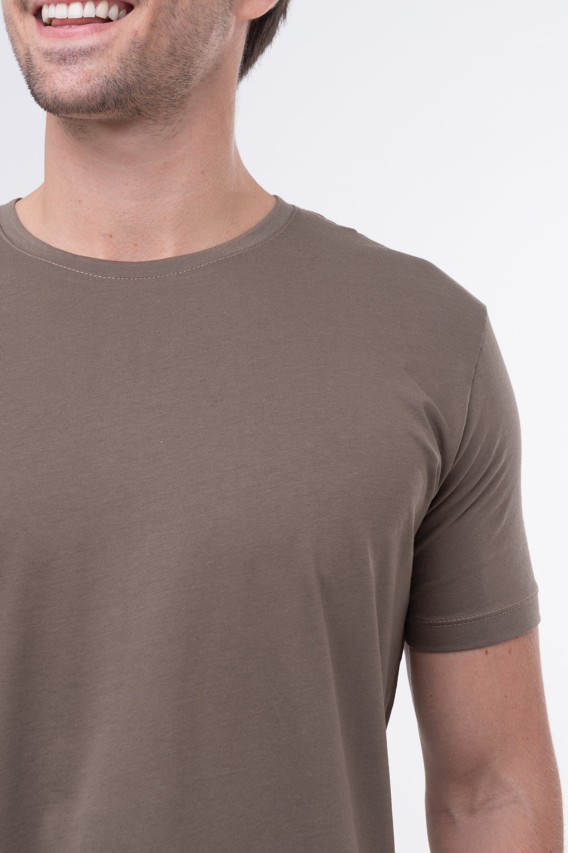 Camiseta Fio 40 - Verde Oliva