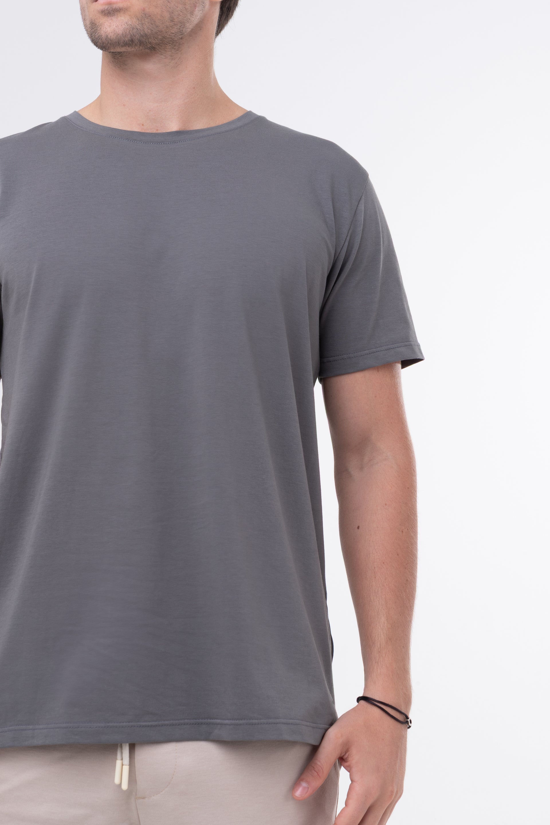 Camiseta Essence - Cinza