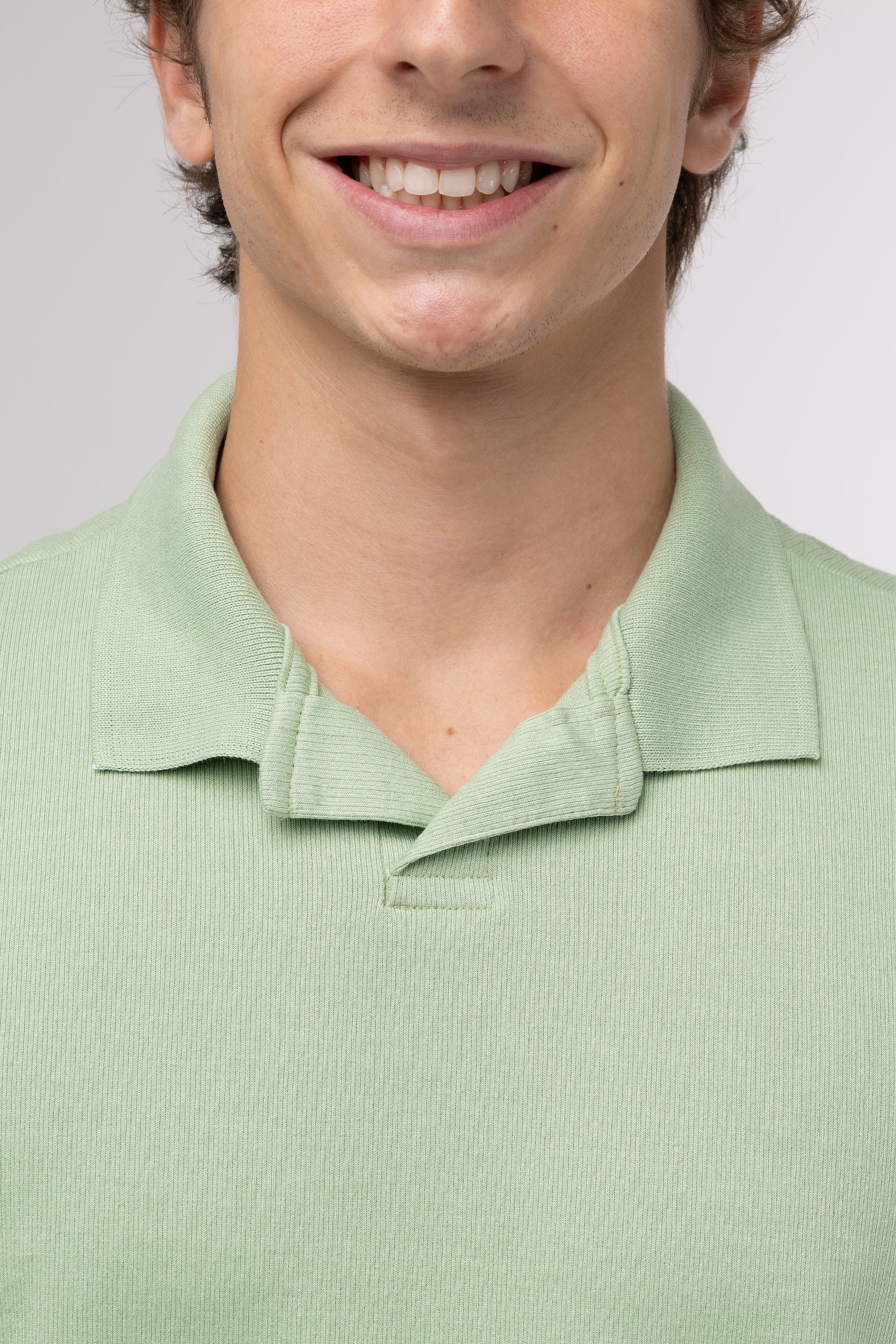 Camisa Polo Gola V - Verde Claro