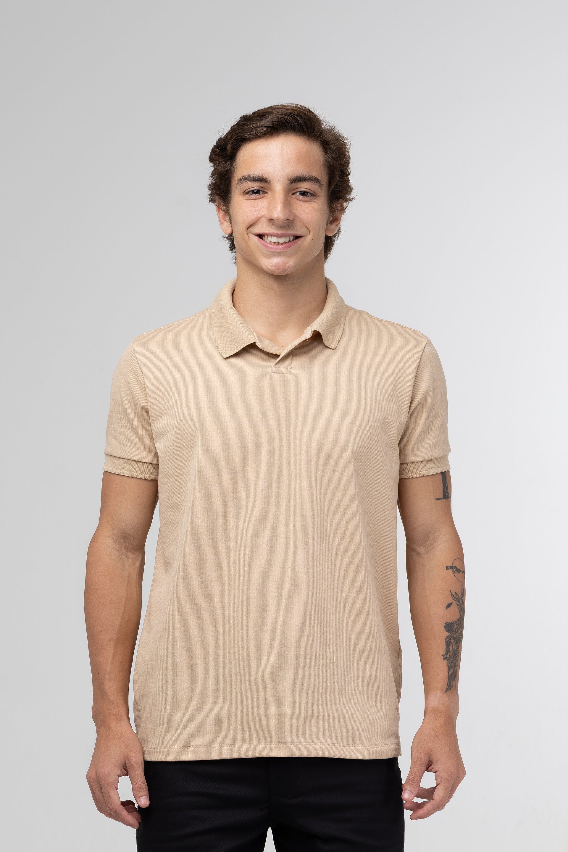 Camisa Polo Gola V - Bege