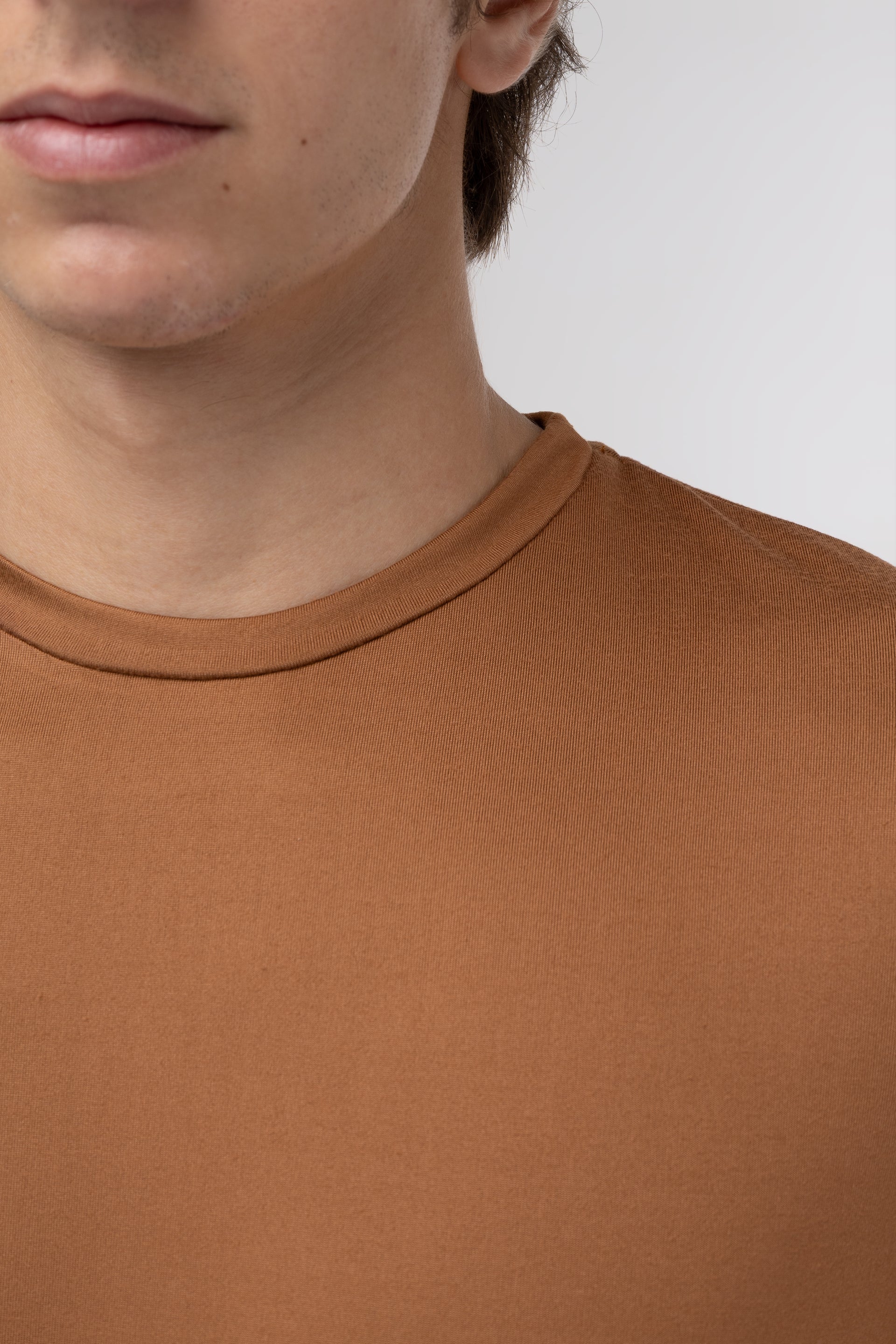 Camiseta Velutato - Caramelo